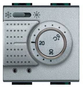 NT4442 Электронный комнатный термостат с переключателем